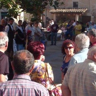 Inauguración de la 8ª Fira de tardor a la plaça del Perelló a Vilablareix.